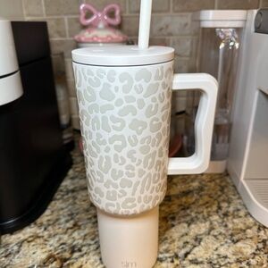 Simple Modern 40oz cream leopard tumbler